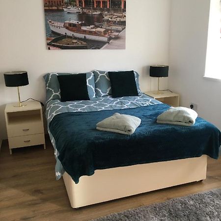Modern 1 Bedroom Flat Perfect For Match Or City Break Liverpool Luaran gambar